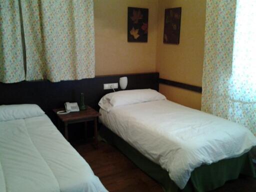 Hotel Rural Casa Roja Кадаведо Стая снимка
